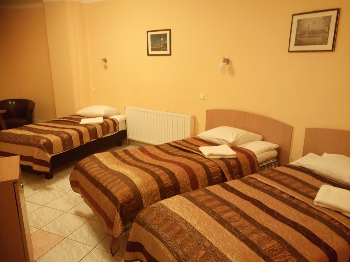 Hotel Vaivorykste Šiauliai Exterior foto